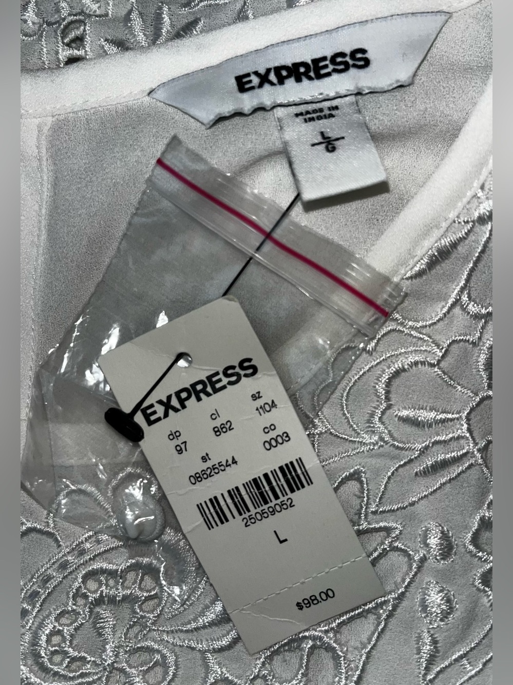 Express Top - Picture 3 of 3
